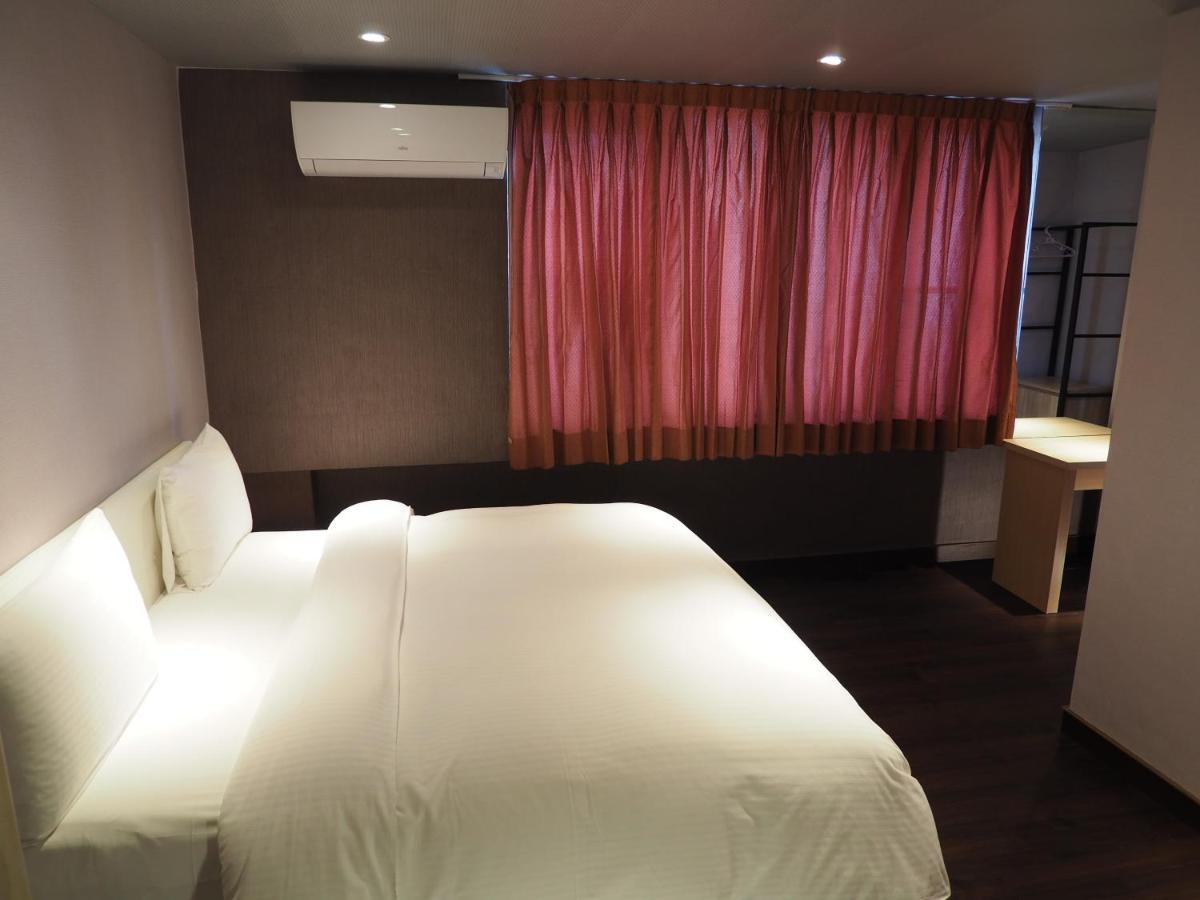 Day Chen Hotel Yilan Exteriör bild