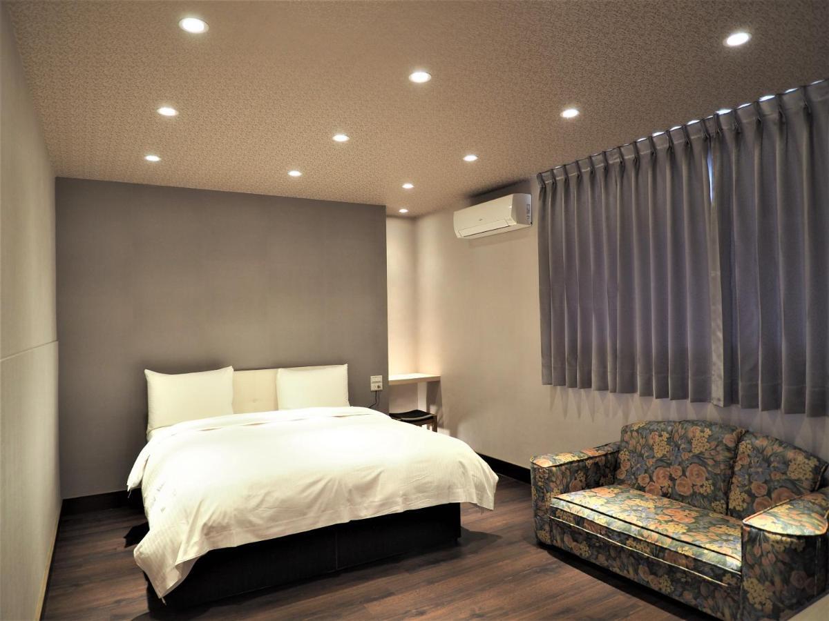 Day Chen Hotel Yilan Exteriör bild